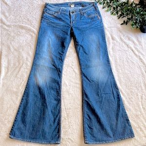 SILVER JEANS | “Bondi” Blue Jeans ~ Size 31